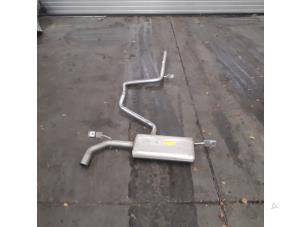 Gebruikte Uitlaat Einddemper Volkswagen Golf VII (AUA) 1.6 TDI BlueMotion 16V Prijs € 78,75 Margeregeling aangeboden door Reclycar De Boer BV