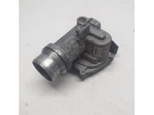 Gebruikte Gasklephuis Renault Megane III Berline (BZ) 1.5 dCi 90 Prijs € 26,25 Margeregeling aangeboden door Reclycar De Boer BV