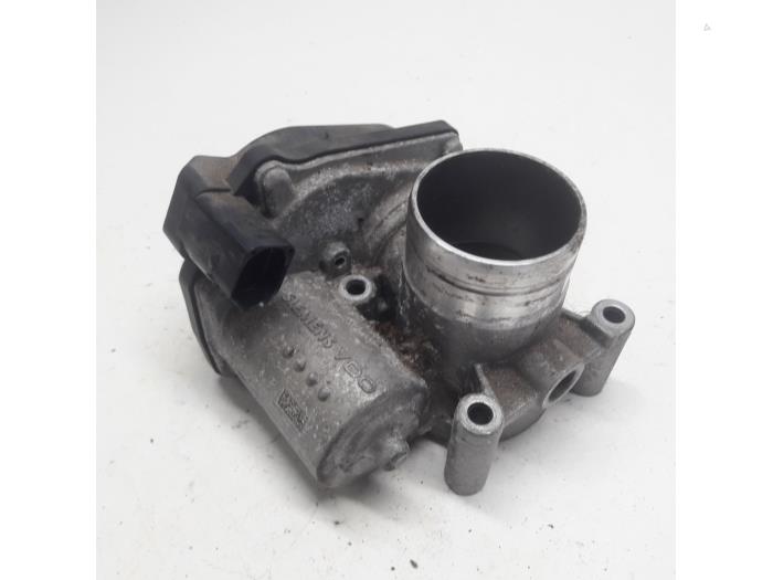 Gebruikte Gasklephuis Skoda Fabia II (5J) 1.2i 12V Prijs € 26,25 Margeregeling aangeboden door Reclycar De Boer BV