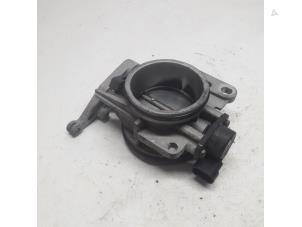 Gebruikte Gasklephuis Renault Scénic I (JA) 1.6 16V Prijs € 26,25 Margeregeling aangeboden door Reclycar De Boer BV