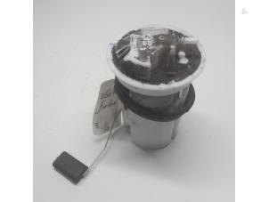 Gebruikte Tank element Pomp Ford Fiesta 6 (JA8) 1.0 SCI 12V 80 Prijs € 42,00 Margeregeling aangeboden door Reclycar De Boer BV