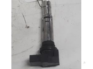 Gebruikte Bobine Volkswagen Golf V (1K1) 1.4 16V Prijs € 21,00 Margeregeling aangeboden door Reclycar De Boer BV