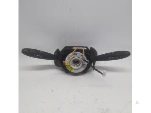 Gebruikte Licht + Raw Schakelaar Ford Ka II 1.2 Prijs € 26,25 Margeregeling aangeboden door Reclycar De Boer BV