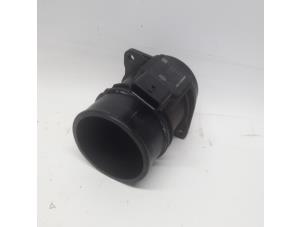 Gebruikte Luchthoeveelheidsmeter Renault Clio III (BR/CR) 1.5 dCi 70 Prijs € 36,75 Margeregeling aangeboden door Reclycar De Boer BV