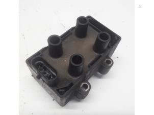 Gebruikte Bobine Renault Twingo II (CN) 1.2 Prijs € 26,25 Margeregeling aangeboden door Reclycar De Boer BV