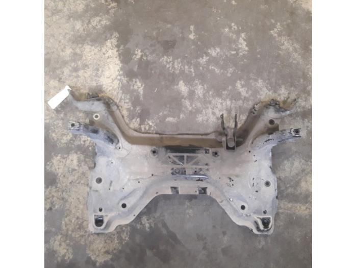 Gebruikte Subframe Peugeot RCZ (4J) 1.6 16V THP Prijs € 52,50 Margeregeling aangeboden door Reclycar De Boer BV