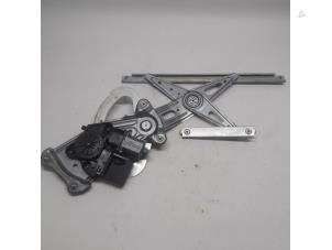 Gebruikte Ruitmechaniek 4Deurs rechts-achter Renault Grand Scénic III (JZ) 1.9 dCi Prijs € 55,13 Margeregeling aangeboden door Reclycar De Boer BV