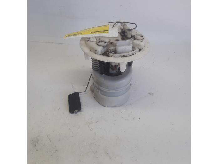 Gebruikte Tank element Pomp Peugeot 308 SW (4E/H) 1.6 VTI 16V Prijs € 26,25 Margeregeling aangeboden door Reclycar De Boer BV