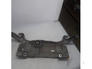 Gebruikte Subframe Volkswagen Golf VI (5K1) 1.2 TSI BlueMotion Prijs € 52,50 Margeregeling aangeboden door Reclycar De Boer BV