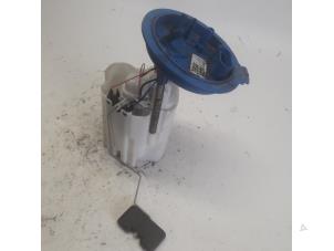 Gebruikte Brandstofpomp Elektrisch Volkswagen Golf VI (5K1) 1.2 TSI BlueMotion Prijs € 42,00 Margeregeling aangeboden door Reclycar De Boer BV