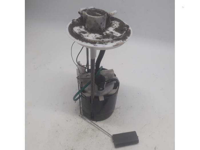 Gebruikte Tank element Pomp Fiat Doblo Prijs € 26,25 Margeregeling aangeboden door Reclycar De Boer BV