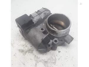 Gebruikte Gasklephuis Peugeot 307 (3A/C/D) 1.6 16V Prijs € 15,75 Margeregeling aangeboden door Reclycar De Boer BV