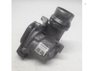 Gebruikte Gasklephuis Renault Twingo II (CN) 1.5 dCi 90 FAP Prijs € 26,25 Margeregeling aangeboden door Reclycar De Boer BV