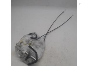 Gebruikte Deurslot Mechaniek 4Deurs rechts-achter Opel Agila (B) 1.2 16V Prijs € 26,25 Margeregeling aangeboden door Reclycar De Boer BV