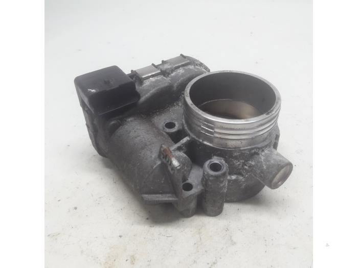 Gebruikte Gasklephuis Peugeot 307 Break (3E) 1.6 16V Prijs € 15,75 Margeregeling aangeboden door Reclycar De Boer BV