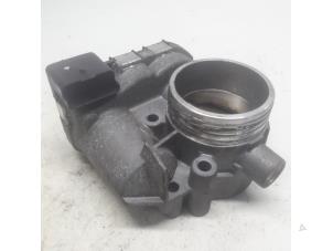 Gebruikte Gasklephuis Citroen C2 (JM) 1.6 16V VTR Prijs € 15,75 Margeregeling aangeboden door Reclycar De Boer BV