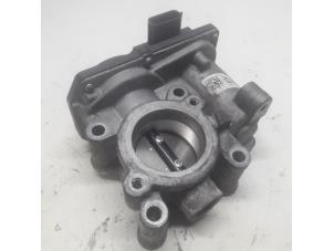 Gebruikte Gasklephuis Dacia Sandero II 0.9 TCE 12V Prijs € 26,25 Margeregeling aangeboden door Reclycar De Boer BV