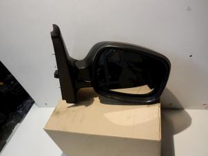 Nieuwe Buitenspiegel rechts Renault Kangoo Prijs € 26,24 Inclusief btw aangeboden door Reclycar De Boer BV