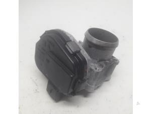 Gebruikte Gasklephuis Peugeot 308 (4A/C) 1.6 HDi 16V FAP Prijs € 26,25 Margeregeling aangeboden door Reclycar De Boer BV