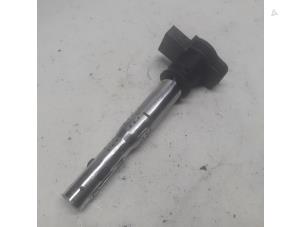 Gebruikte Bobine Volkswagen Golf VI (5K1) 2.0 GTI 16V Prijs € 21,00 Margeregeling aangeboden door Reclycar De Boer BV