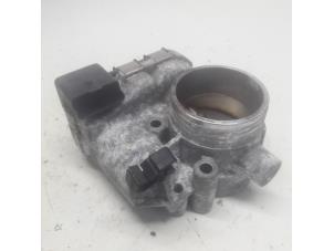 Gebruikte Gasklephuis Peugeot 307 (3A/C/D) 1.6 16V Prijs € 15,75 Margeregeling aangeboden door Reclycar De Boer BV