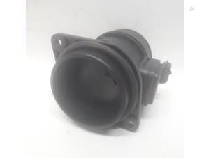 Gebruikte Luchthoeveelheidsmeter Renault Kangoo Express (FW) 1.5 dCi 90 FAP Prijs € 36,75 Margeregeling aangeboden door Reclycar De Boer BV