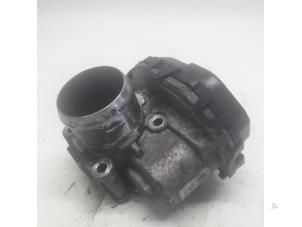 Gebruikte Gasklephuis Peugeot 308 SW (L4/L9/LC/LJ/LR) 1.6 BlueHDi 120 Prijs € 26,25 Margeregeling aangeboden door Reclycar De Boer BV