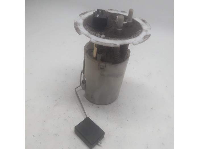 Gebruikte Tank element Pomp Chevrolet Nubira (J200) 1.4 16V Prijs € 26,25 Margeregeling aangeboden door Reclycar De Boer BV