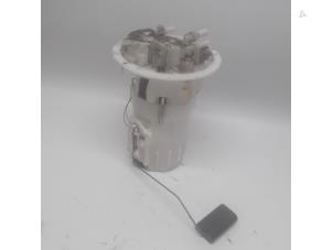 Gebruikte Tankvlotter Peugeot 208 I (CA/CC/CK/CL) 1.4 HDi Prijs € 31,50 Margeregeling aangeboden door Reclycar De Boer BV