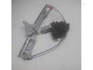 Gebruikte Ruitmechaniek 4Deurs rechts-voor Opel Corsa D 1.3 CDTi 16V ecoFLEX Prijs € 26,25 Margeregeling aangeboden door Reclycar De Boer BV