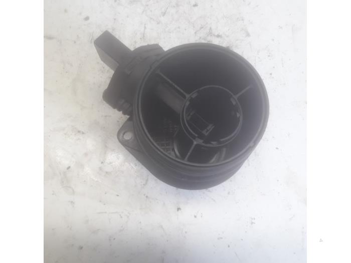Gebruikte Luchthoeveelheidsmeter Volkswagen Golf V (1K1) 2.0 TDI 16V Prijs € 36,75 Margeregeling aangeboden door Reclycar De Boer BV