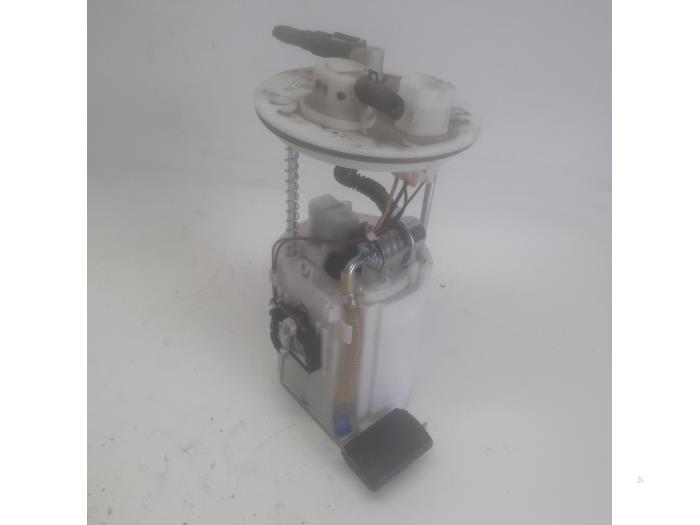 Gebruikte Tank element Pomp Hyundai i10 (F5) 1.1i 12V Prijs € 42,00 Margeregeling aangeboden door Reclycar De Boer BV