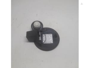 Gebruikte Tank Klep Opel Corsa D 1.2 16V Prijs € 26,25 Margeregeling aangeboden door Reclycar De Boer BV
