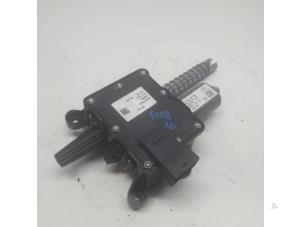 Gebruikte Handrem motor Peugeot 5008 I (0A/0E) 1.6 HDiF 16V Prijs € 262,50 Margeregeling aangeboden door Reclycar De Boer BV