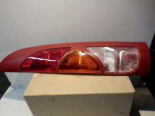 Nieuwe Achterlicht rechts Renault Kangoo Prijs € 31,50 Inclusief btw aangeboden door Reclycar De Boer BV