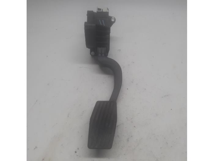 Gaspedaalpositie Sensor van een Opel Corsa D 1.4 16V Twinport 2009