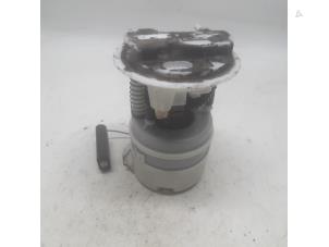 Gebruikte Tank element Pomp Dacia Logan (LS) 1.4 Prijs € 26,25 Margeregeling aangeboden door Reclycar De Boer BV