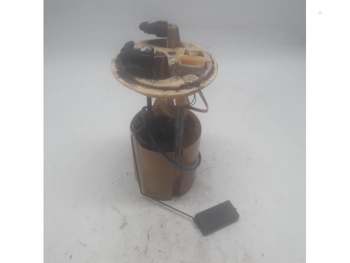 Gebruikte Tank element Pomp Fiat 500 (312) 1.3 MJTD 16V Prijs € 26,25 Margeregeling aangeboden door Reclycar De Boer BV