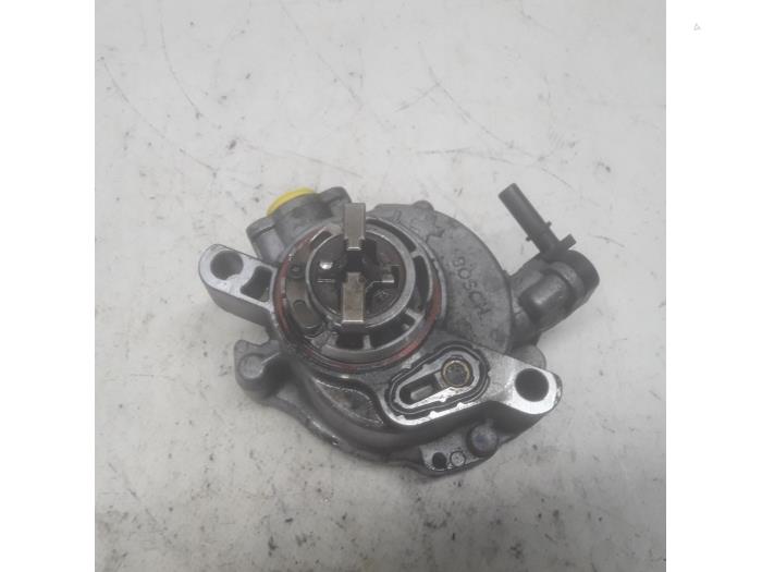 Gebruikte Vacuumpomp (Diesel) Citroen C4 Berline (NC) 1.6 BlueHDI 100 Prijs € 26,25 Margeregeling aangeboden door Reclycar De Boer BV