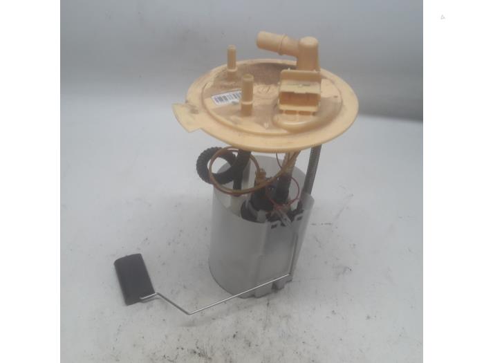 Gebruikte Tank element Pomp Fiat Tipo (356W/357W) 1.6 D Multijet 16V Prijs € 52,50 Margeregeling aangeboden door Reclycar De Boer BV