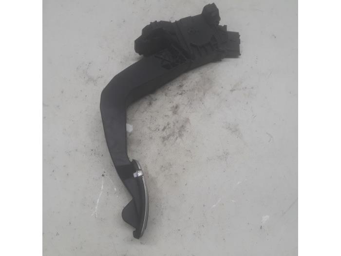 Gebruikte Gaspedaalpositie Sensor Peugeot 208 II (UB/UH/UP) 1.2 Vti 12V PureTech 100 Prijs € 99,75 Margeregeling aangeboden door Reclycar De Boer BV