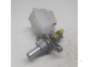 Gebruikte Hoofdremcilinder Suzuki Jimny 1.5 16V AllGrip Prijs € 26,25 Margeregeling aangeboden door Reclycar De Boer BV