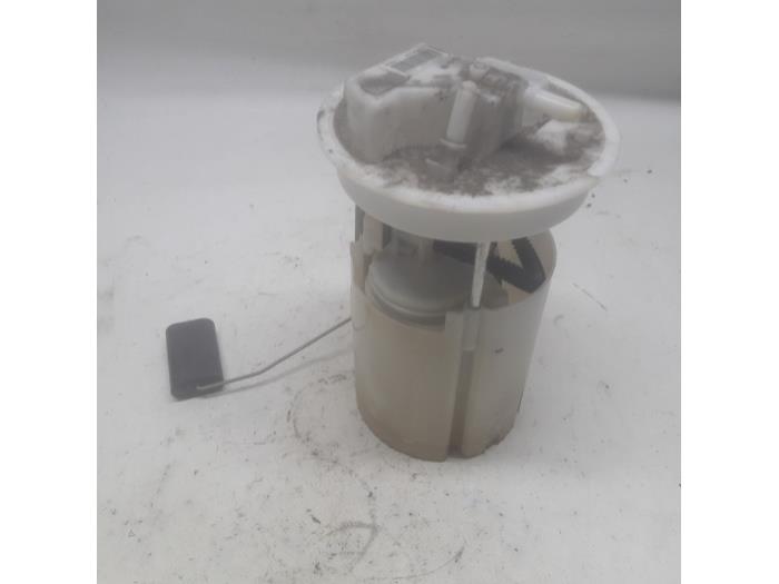 Gebruikte Tank element Pomp Ford B-Max (JK8) 1.4 16V Prijs € 42,00 Margeregeling aangeboden door Reclycar De Boer BV