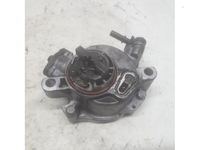 Gebruikte Vacuumpomp (Diesel) Citroen C4 Berline (NC) 1.6 BlueHDI 100 Prijs € 42,00 Margeregeling aangeboden door Reclycar De Boer BV