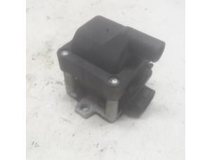 Gebruikte Bobine Volkswagen Golf III (1H1) 1.8 GL,GT Prijs € 36,75 Margeregeling aangeboden door Reclycar De Boer BV