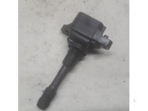 Gebruikte Bobine Renault Megane III Grandtour (KZ) 1.4 16V TCe 130 Prijs € 15,75 Margeregeling aangeboden door Reclycar De Boer BV