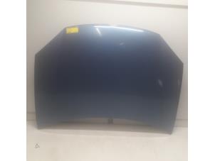 Gebruikte Motorkap Volkswagen Golf V (1K1) 1.4 FSI 16V Prijs € 80,33 Margeregeling aangeboden door Reclycar De Boer BV