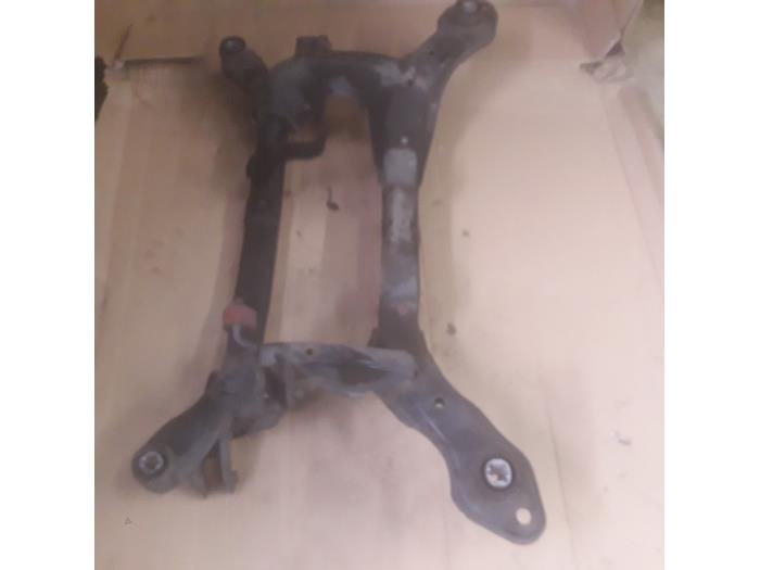 Subframe van een Volvo XC70 (BZ) 2.4 D 20V AWD 2011