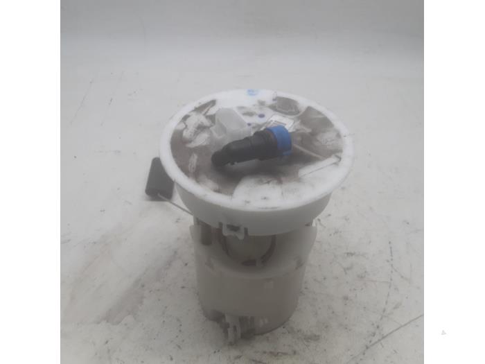 Gebruikte Tank element Pomp Mazda 2 (DE) 1.3 16V S-VT High Power Prijs € 26,25 Margeregeling aangeboden door Reclycar De Boer BV