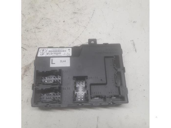 Gebruikte Comfort Module Mazda 2 (DE) 1.3 16V S-VT High Power Prijs € 78,75 Margeregeling aangeboden door Reclycar De Boer BV